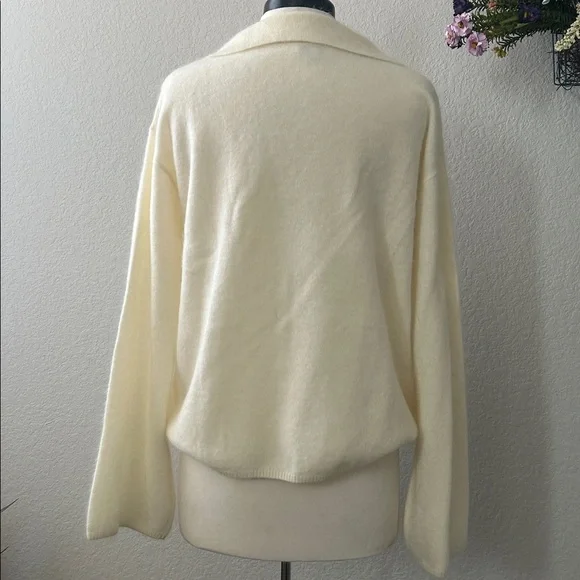 Lilysilk 100% Cashmere Collared Sweater. - Picture 3 of 12